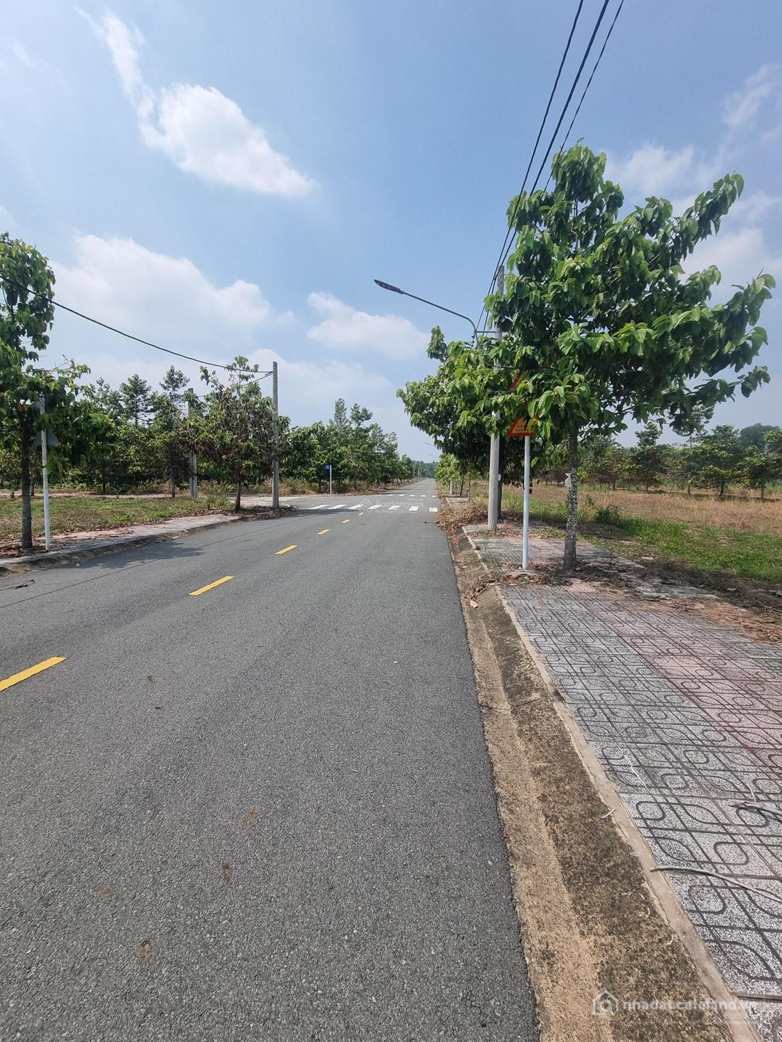Bán đất thổ cư: Bán đất nền tại Khu dân cư Nam Long TAT, giá ưu đãi 720 triệu, 1