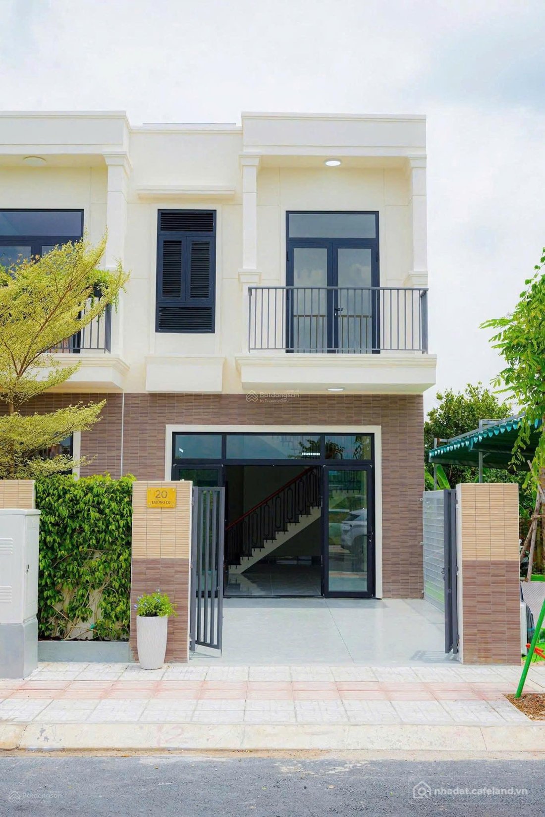 Bán biệt thự: Nhà phố Lan Anh Avenue sát VSIP III nguồn thuê khan hiếm, lợi nhuậ