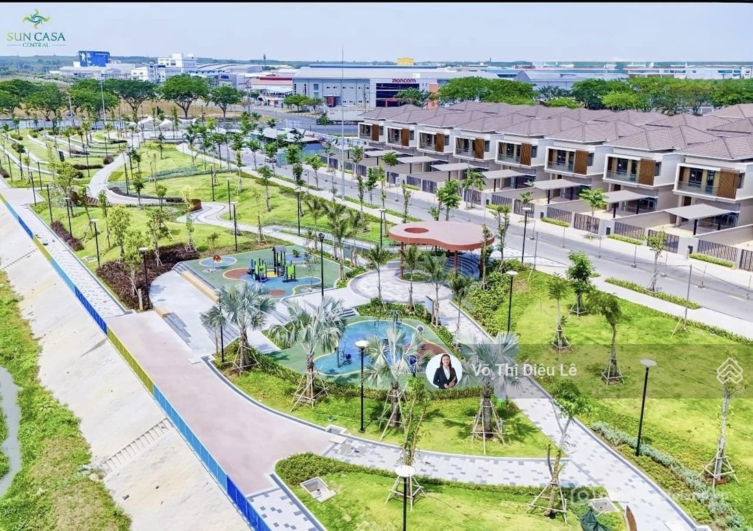 Bán biệt thự: Chuyển nhượng biệt thự đơn lập 250m2, tại sun casa central- vsip i