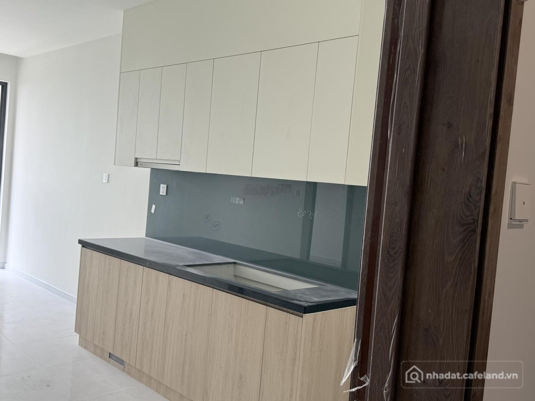 Bán căn hộ chung cư: Mình chính chủ cần bán căn hộ The Maison hướng Đông Nam nhà