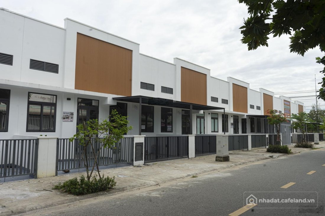 Bán biệt thự: Bán nhà phố đồng bộ ngay giữa khu công nghiệp hơn 1.000 hecta Phướ