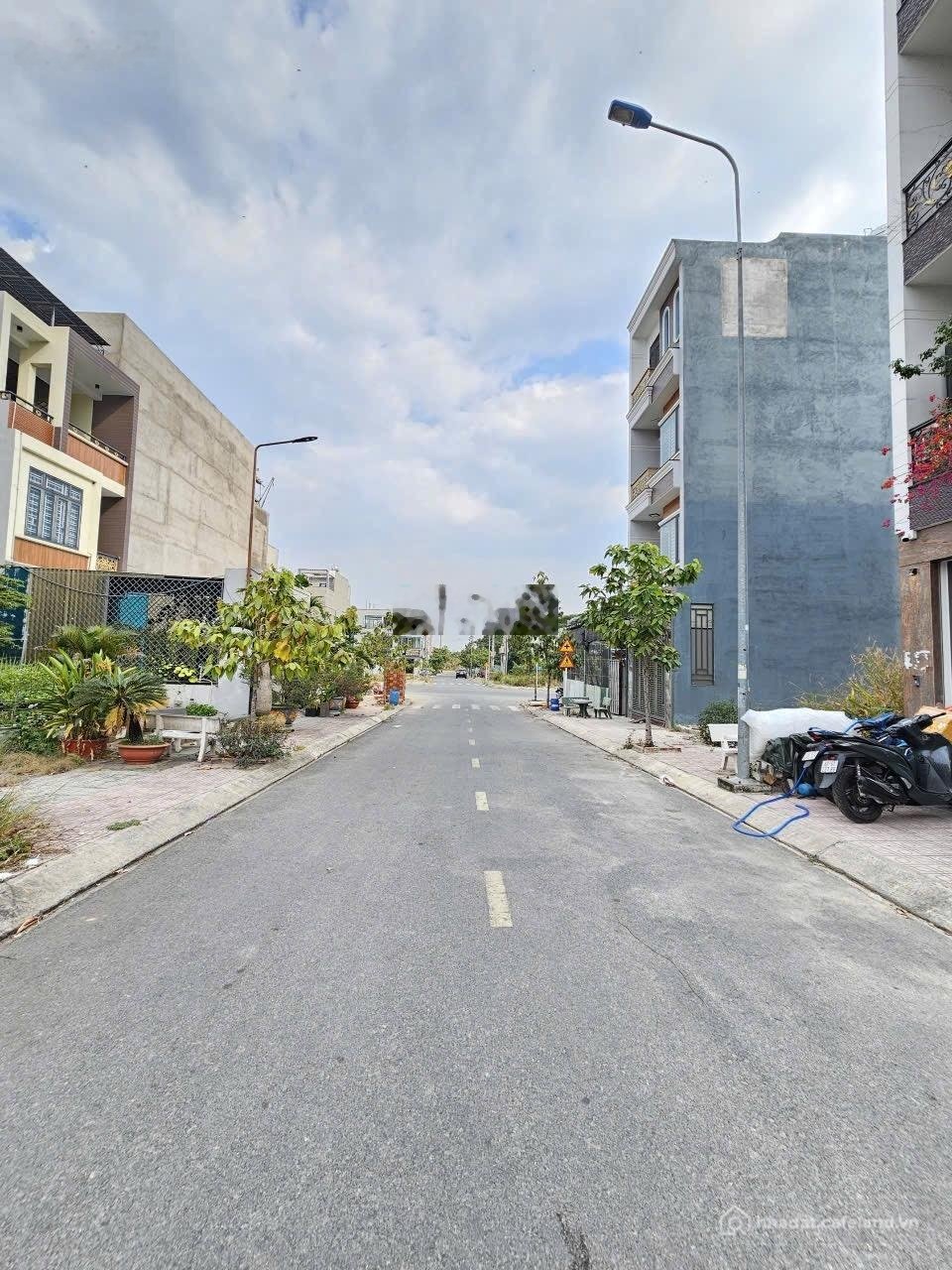 Bán nhà riêng: Nhà rẻ nhất kdc phú hồng thịnh 6- sát thủ đức- 5,3 tỉ- nhanh tay 