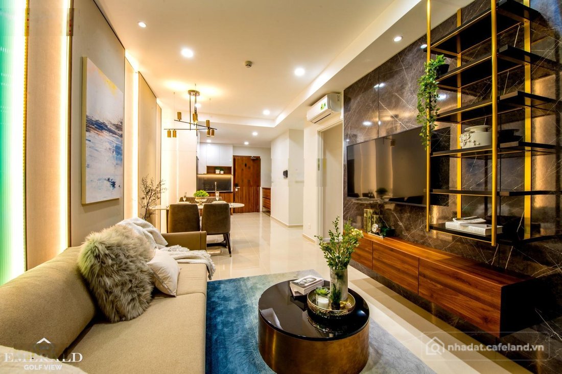 Bán căn hộ chung cư: Bán căn hộ Emeral golf view 2pn, 2tỷ9 thanh toán 10% nhận n