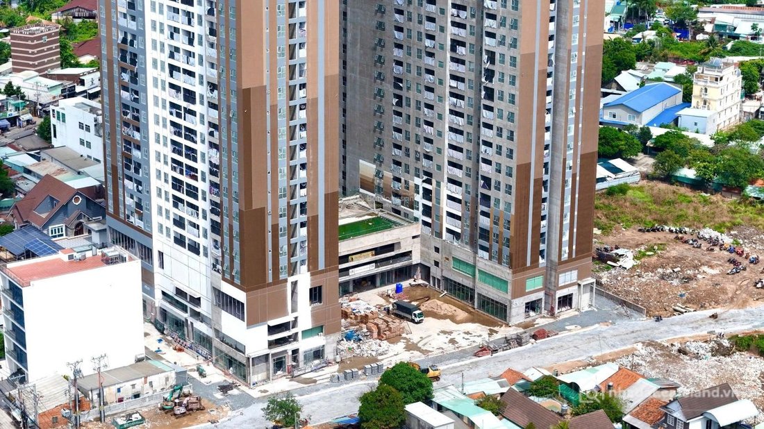 Bán căn hộ chung cư: Em cần bán CC A&T Sky Garden, 2,68 tỷ, 74m2, view Hồ Gươm X