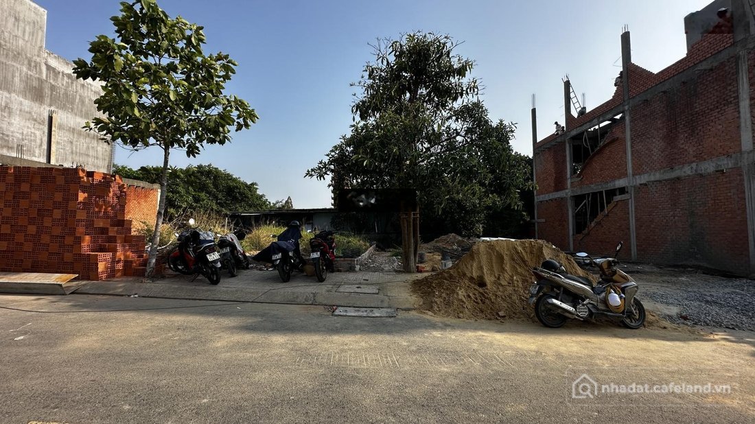 Bán đất thổ cư: 9262 - Đất KDC Phú Hồng Thịnh 10 - 63m2 - đường 13m - P. Bình An