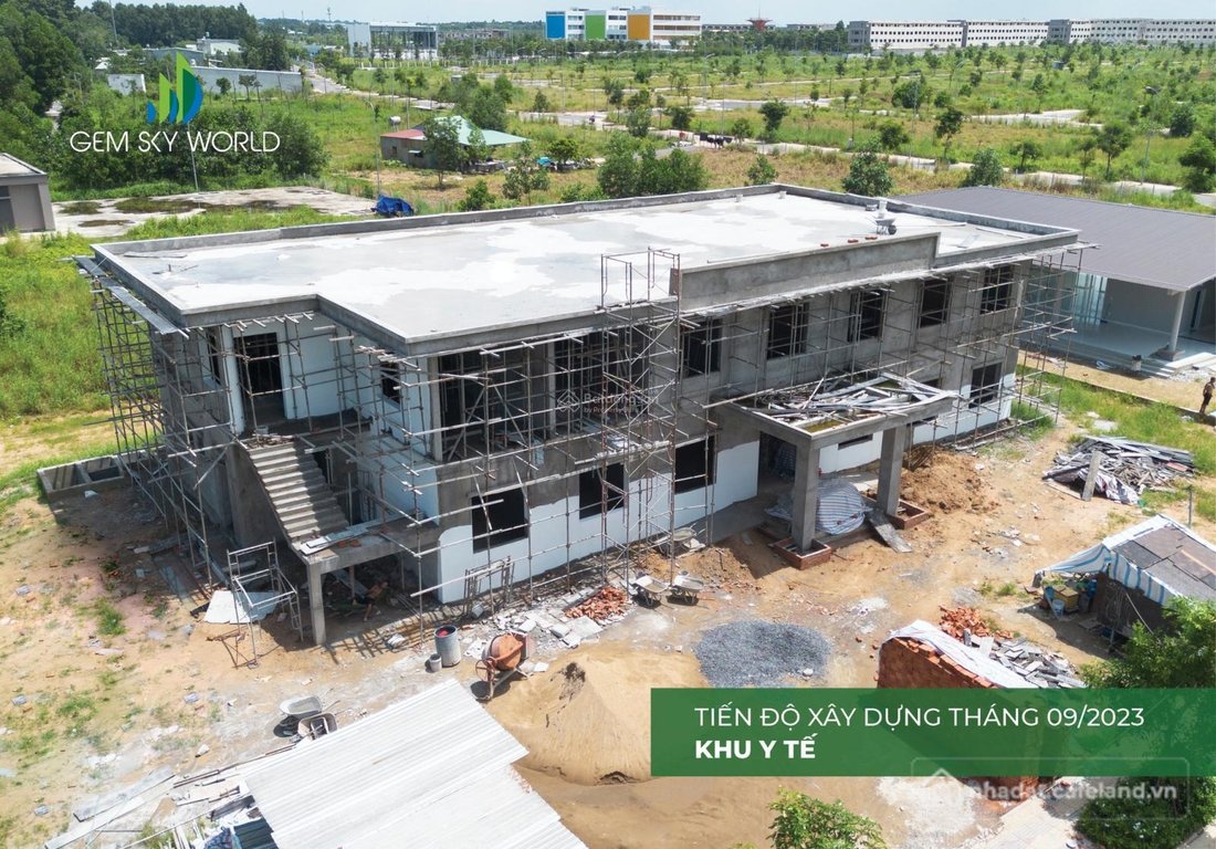 Bán đất thổ cư: Bán 2 lô liền kề 5x20 khu Topaz sổ sẵn giá mỗi lô 1tỷ950. Mua sĩ