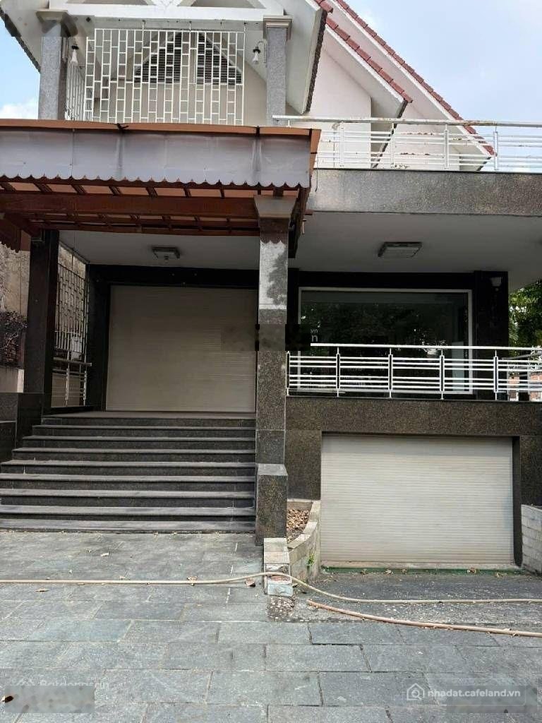 Bán biệt thự: Biệt thự mặt tiền Lê Thị Riêng - Ngang khủng 24m2 - Nở hậu - Gần c