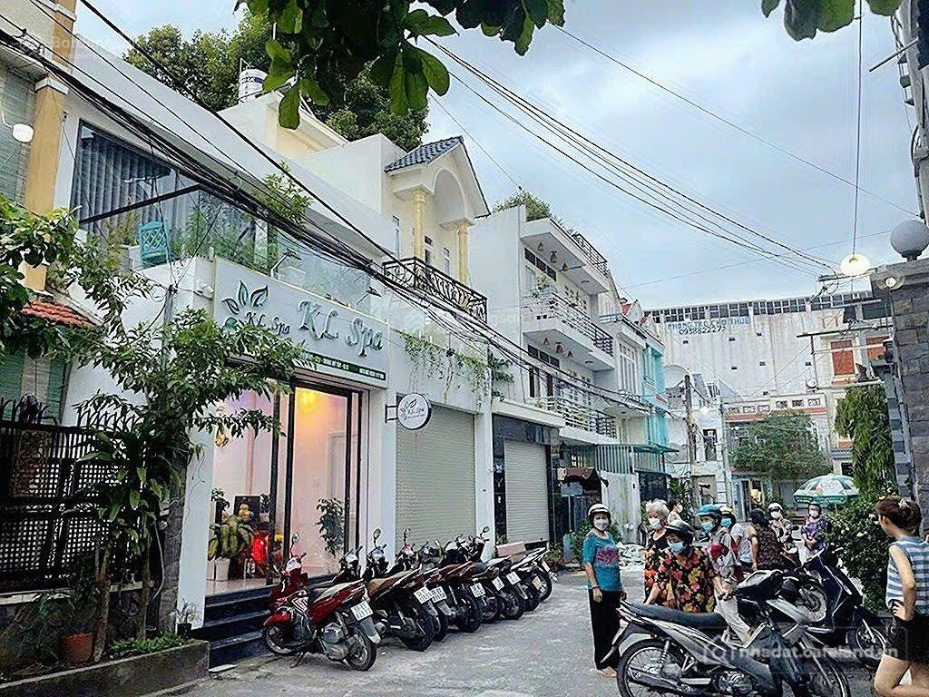 Bán nhà riêng: Bán nhà Tô Ký 96m2 - 2 tầng - P.Trung Mỹ Tây - Q12