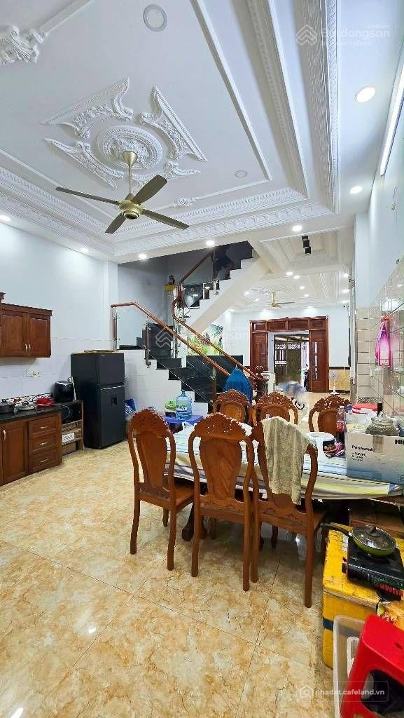 Bán nhà riêng: Bán nhà 100m2 - 4 tầng - đường Huỳnh Thị Hai - P.Trung Mỹ Tây Q12