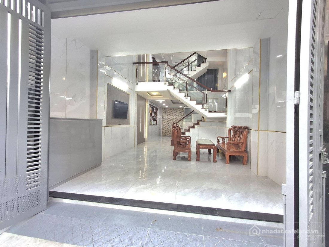 Bán nhà riêng: Chính chủ bán nhà 4 tầng (4,5 x13m) hẻm 7m, khu nhà đồng bộ ngay 