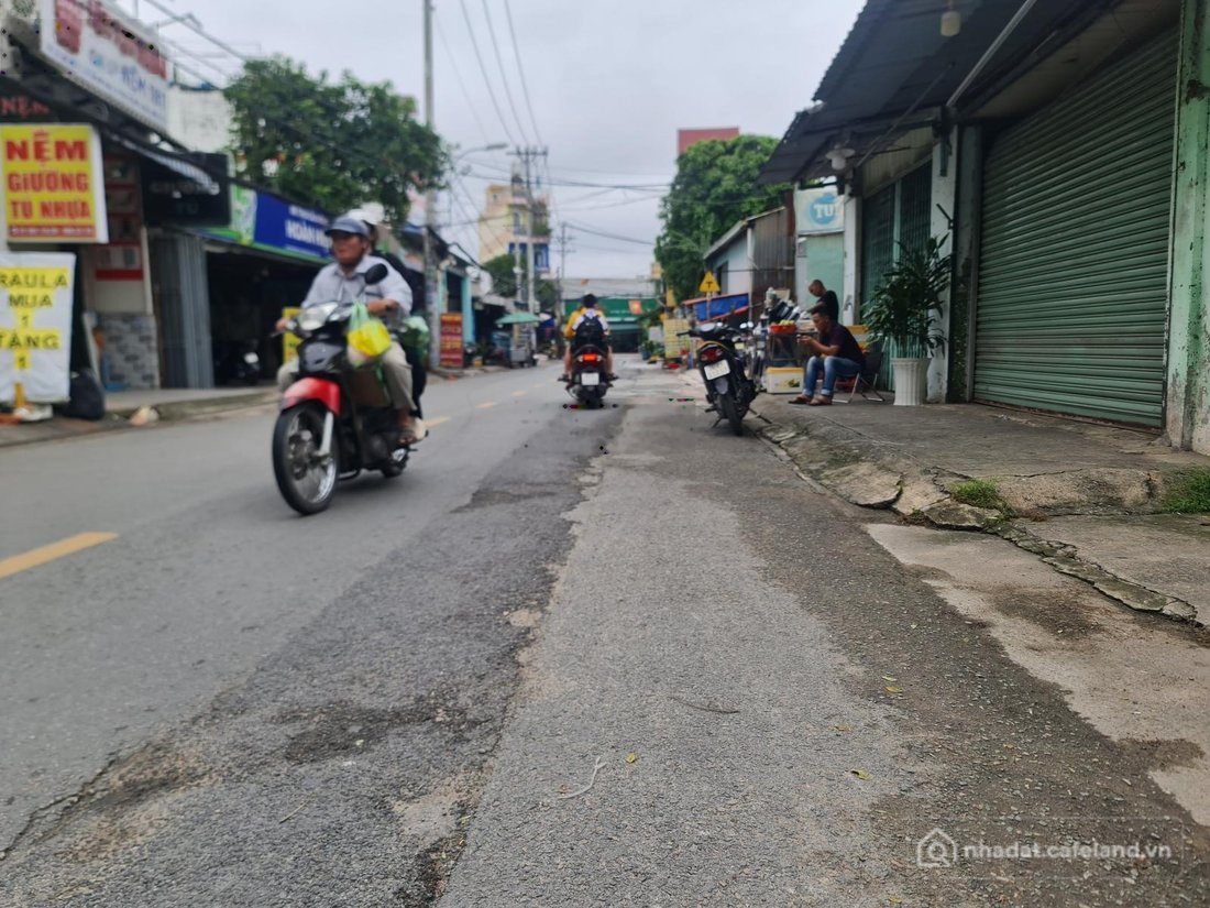 Bán nhà riêng: Nhà cấp 4 mặt tiền đường kinh doanh Huỳnh Thị Hai - Dương Thị Mườ