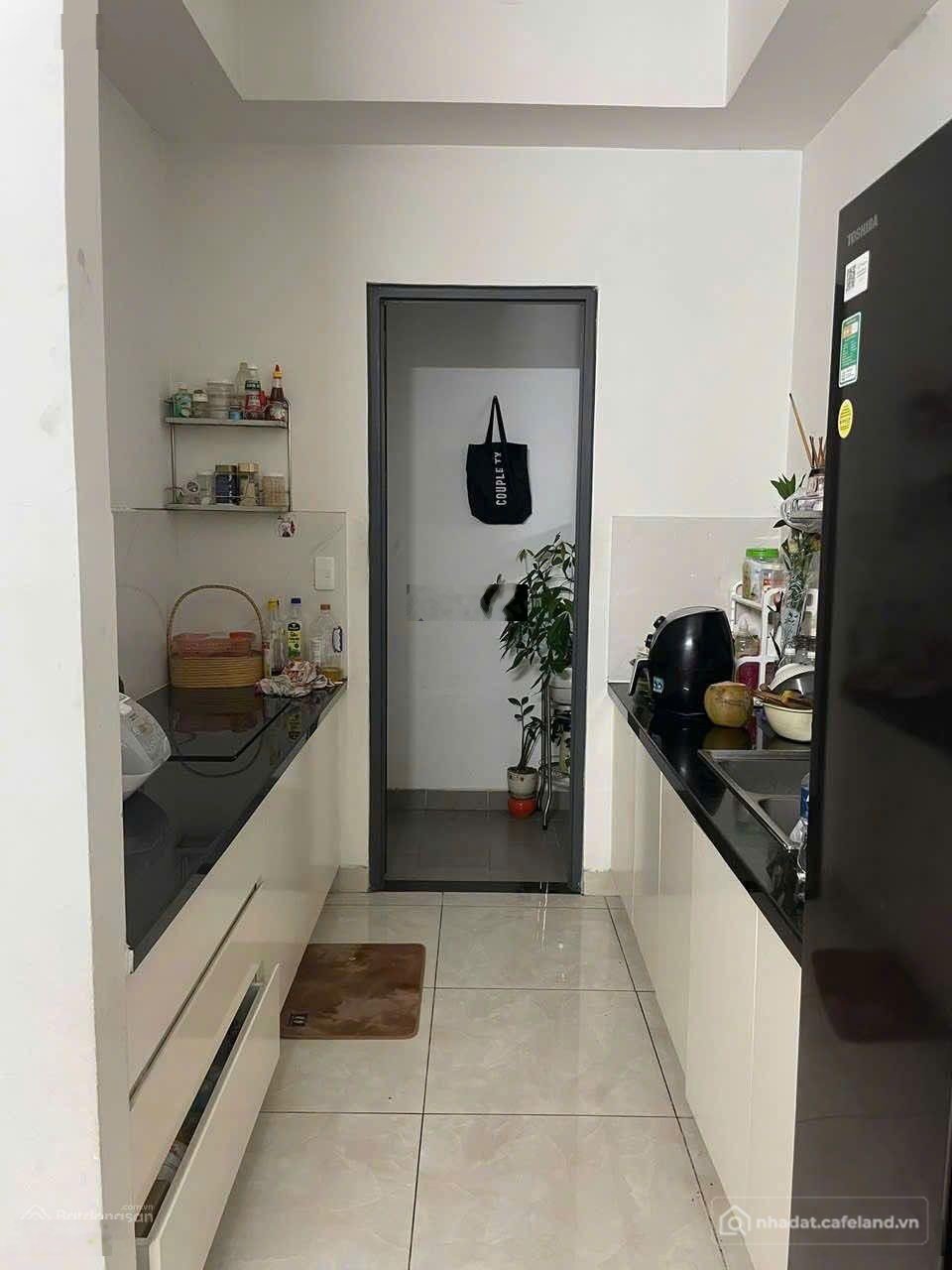 Bán căn hộ chung cư: 2PN 2WC 60m2, sổ sẵn bán nhanh 2,050 tỷ CC Marina Vĩnh phú