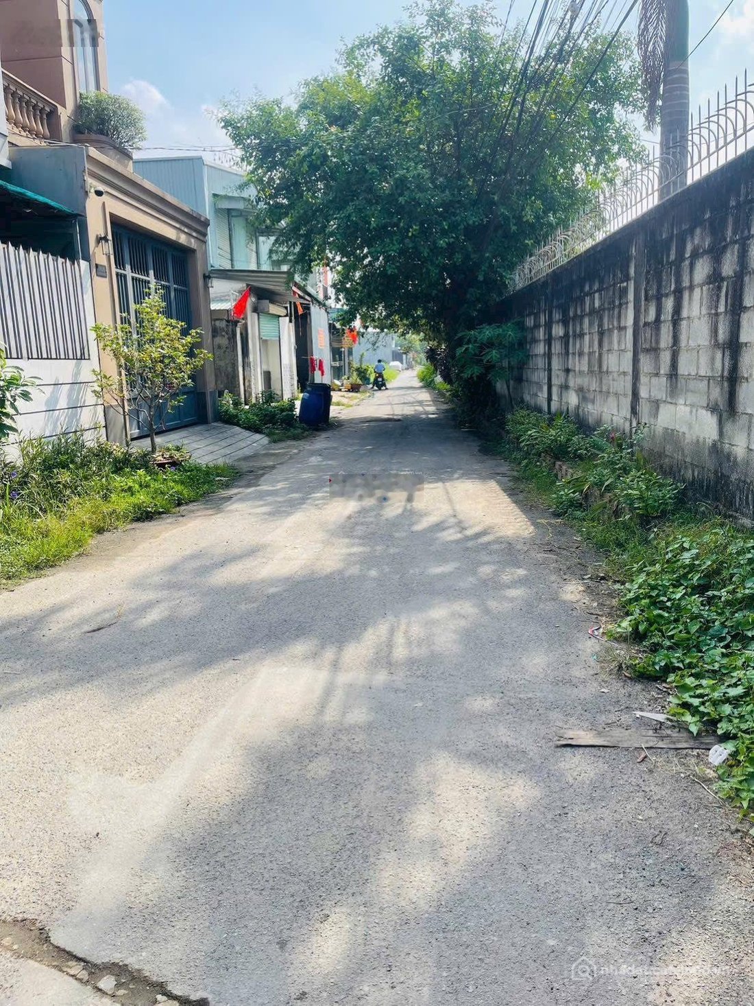 Bán đất thổ cư: Đất gần sài gòn phường vĩnh phú dt 200m giá 5,13 tỷ