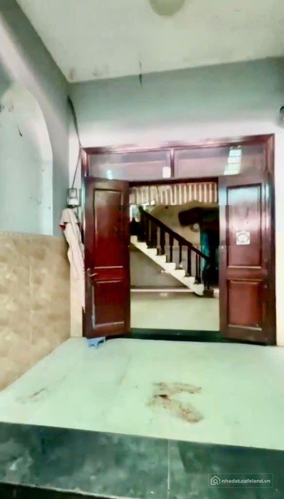 Bán nhà riêng: Bán NR 2PN, 2WC, 74m2, giá cực chất 6 tỷ tại Hà Huy Giáp, p Thạnh