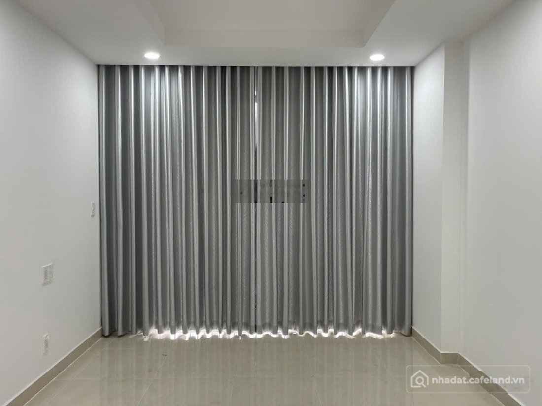 Bán căn hộ chung cư: [chính chủ bán] căn hộ 24-01 phú đông sky garden tầng cao, 