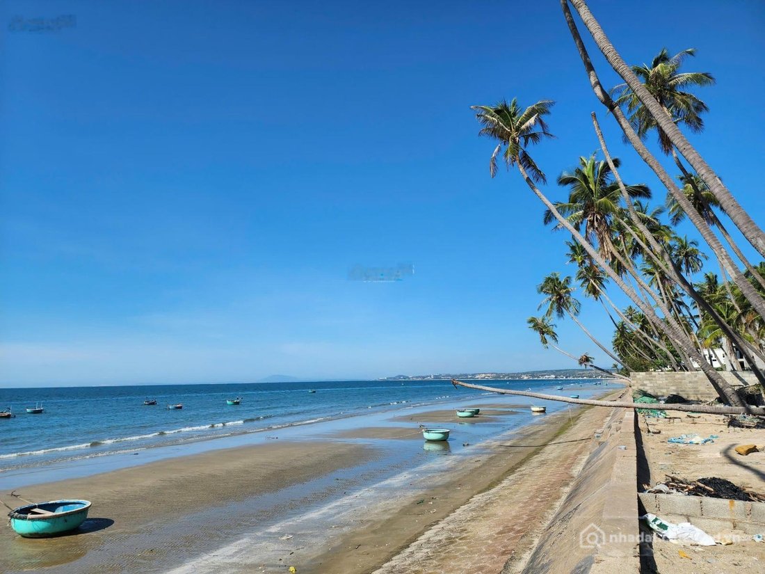 Bán đất thổ cư: Đất Mũi Né mặt biển và mặt tiền thủ phủ resort, trục chính Huỳnh