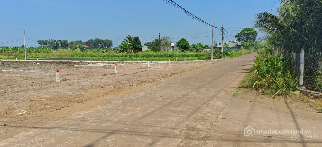 Bán đất thổ cư: Cần tiền thiện chí bán nhanh lô đất tại xã Xuân Phú, Xuân Lộc, Đ