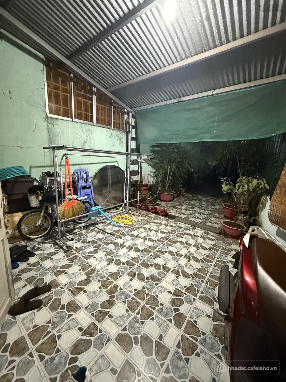 Bán nhà riêng: Bán nhà cấp 4 diện tích 100m2 thổ cư full Tân Mai cũ ngay đường D