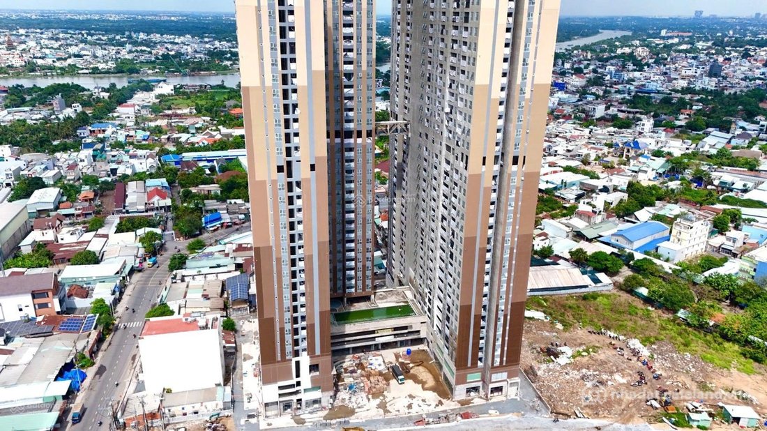 Bán căn hộ chung cư: A-3x-04 2pn 74m2 giá chỉ 2 tỷ 8 bao full thuế phí