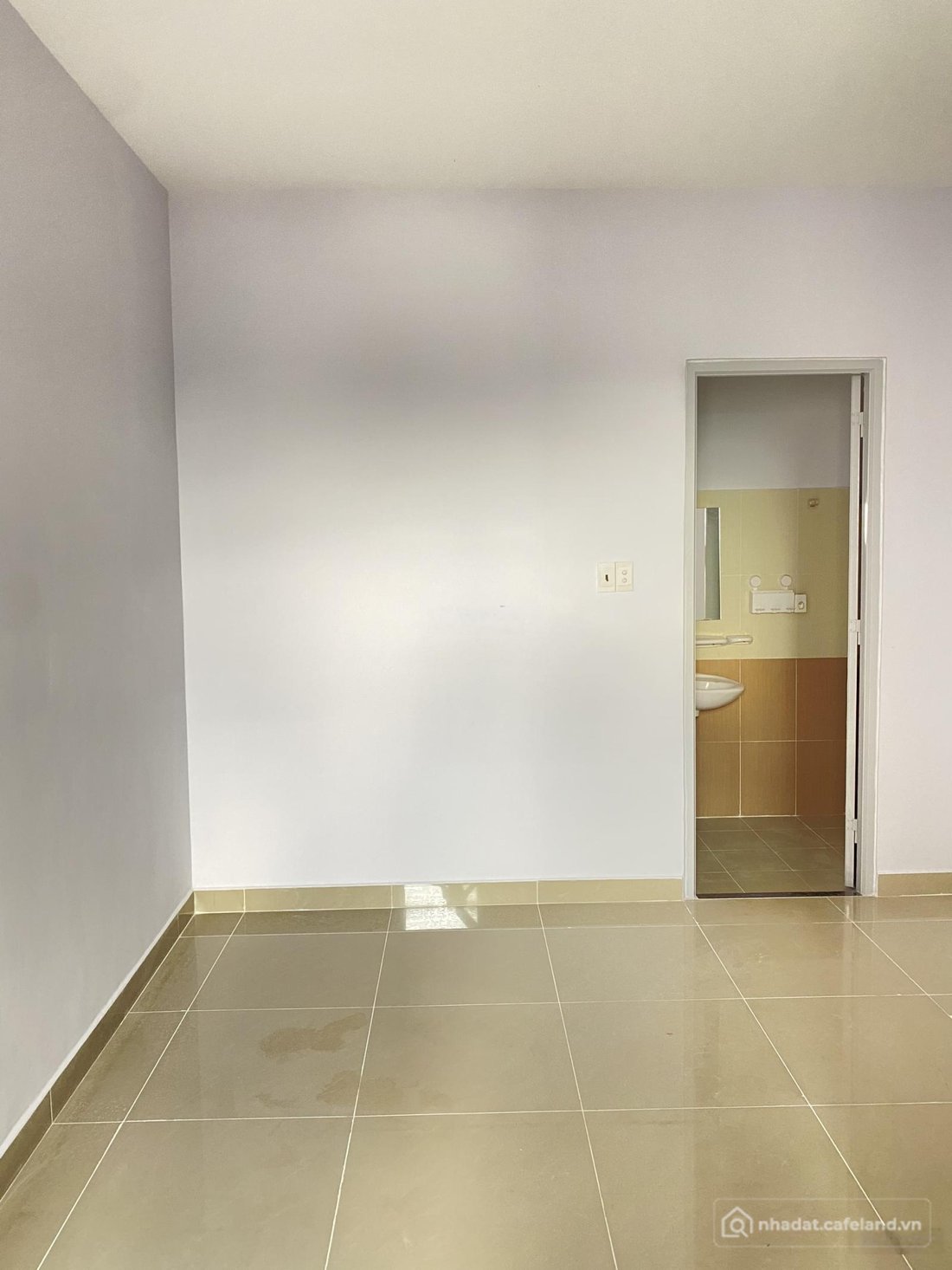 Bán căn hộ chung cư: Chính chủ gửi cần bán gấp căn 51m2. Căn góc view thoáng