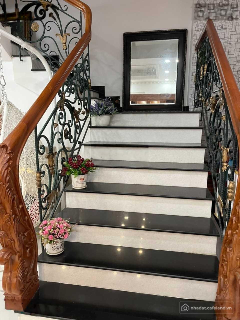 Bán biệt thự: Căn giá tốt Tây Tứ Trạch Jamona Thủ Đức - ToanTranVillas