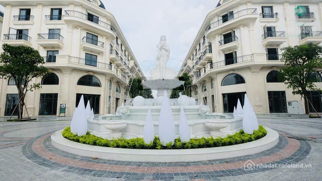 Bán nhà phố dự án: Vạn Phúc City | Shophouse Royal mặt tiền đường Đinh Thị Thi k