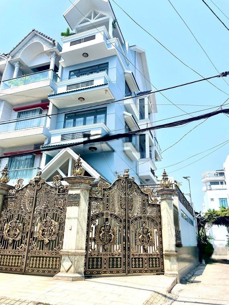 Bán nhà riêng: Villa lô góc mặt tiền đường siêu đẹp - nội thất gỗ đỏ xem là mê -