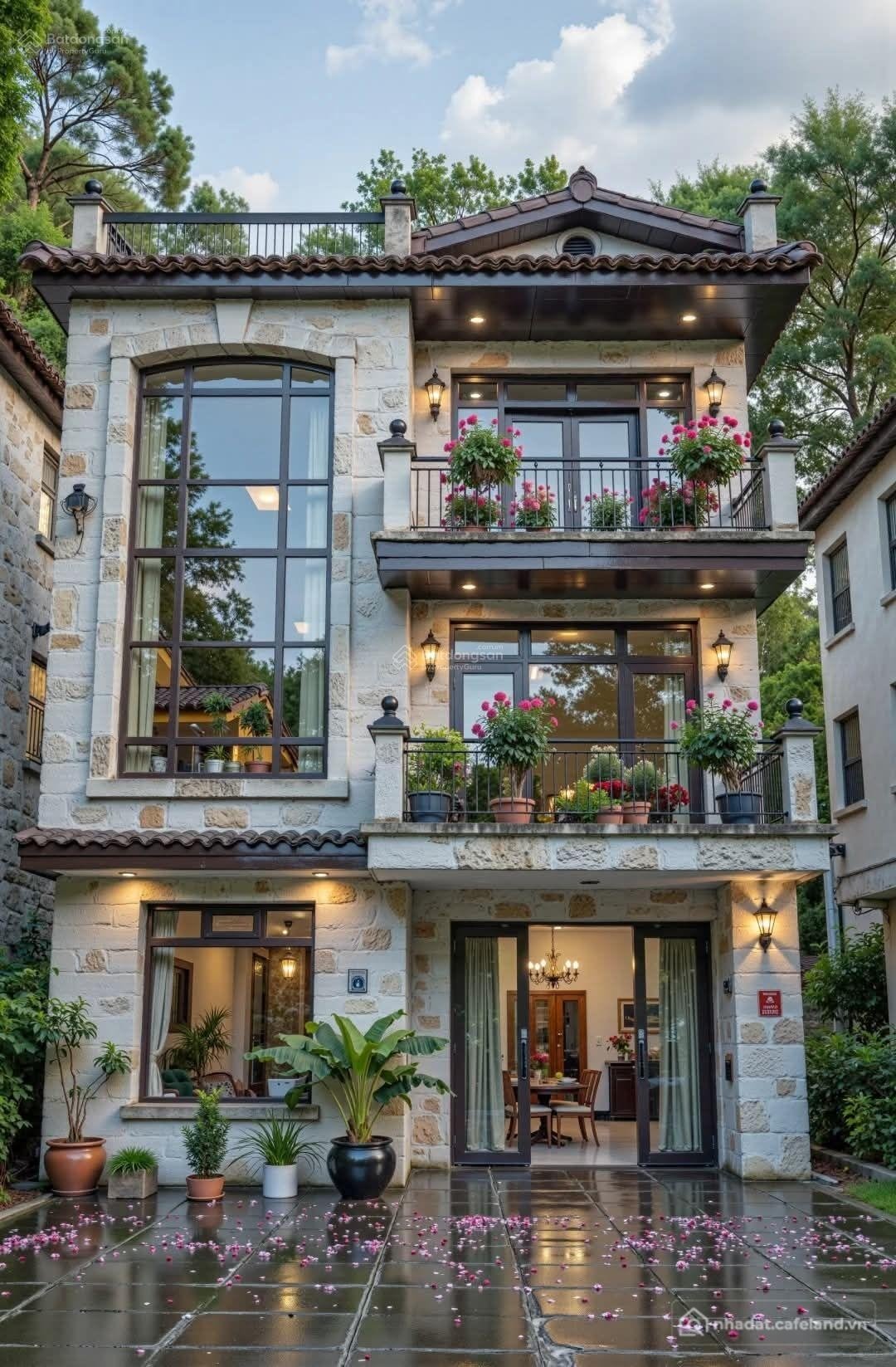 Bán biệt thự: Định cư! Hạ nhanh 4 tỷ! VILLA ngay Phạm Văn Chiêu - Lê Đức Thọ, 7.