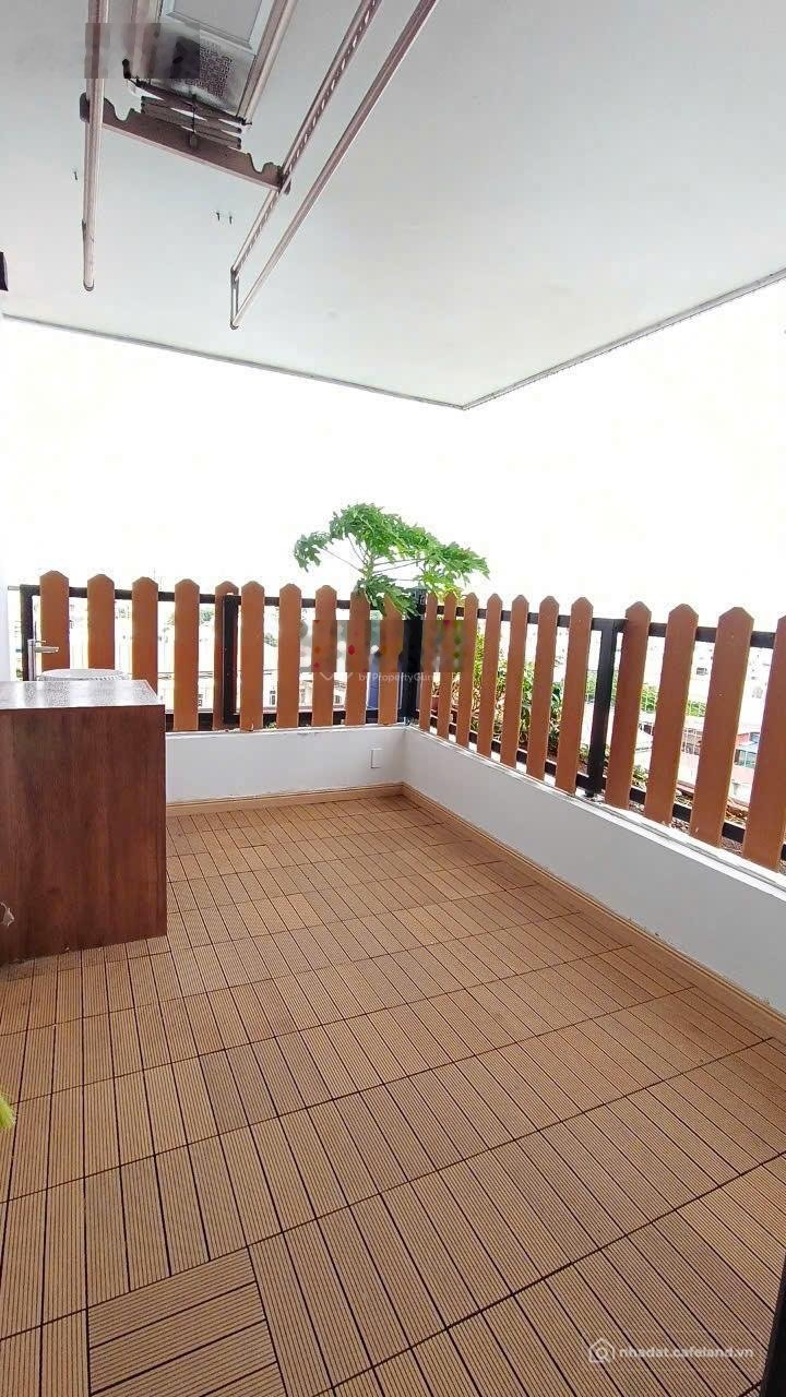 Bán căn hộ chung cư: Cần bán Penhouse CC Thái An, DT 170m 5PN 2WC giá 8,1tỷ đang