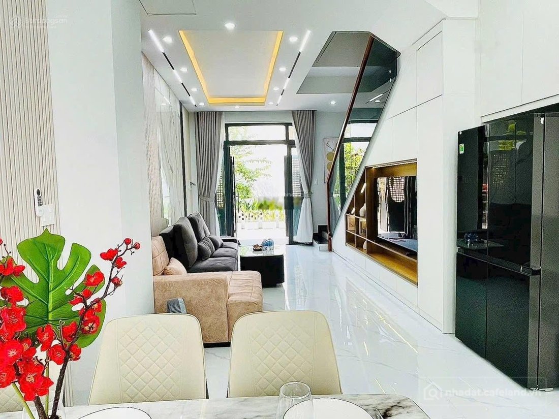 Bán nhà riêng: Hiếm!Nhà Mới Xây Ngã Tư - Chợ Cầu Đồng (Thạnh Lộc 19). Về Gò Vấp 