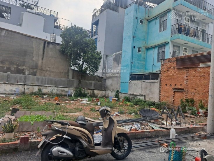 Bán nhà riêng: Nhà cũ cấp 4 tiện xây mới 4,6x17m ( nở hậu 5m ) Hẻm xe hơi Quang 
