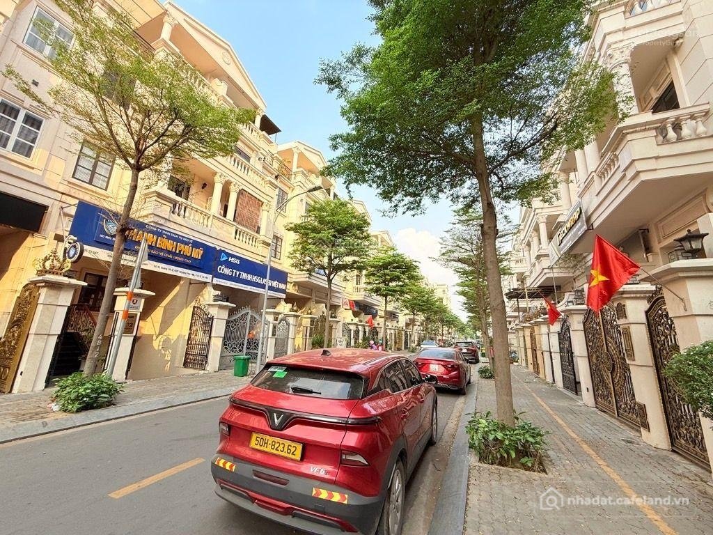 Bán nhà riêng: Khu phân lô ngay công viên Park Hill Quảng Trường nhạc nước - khu