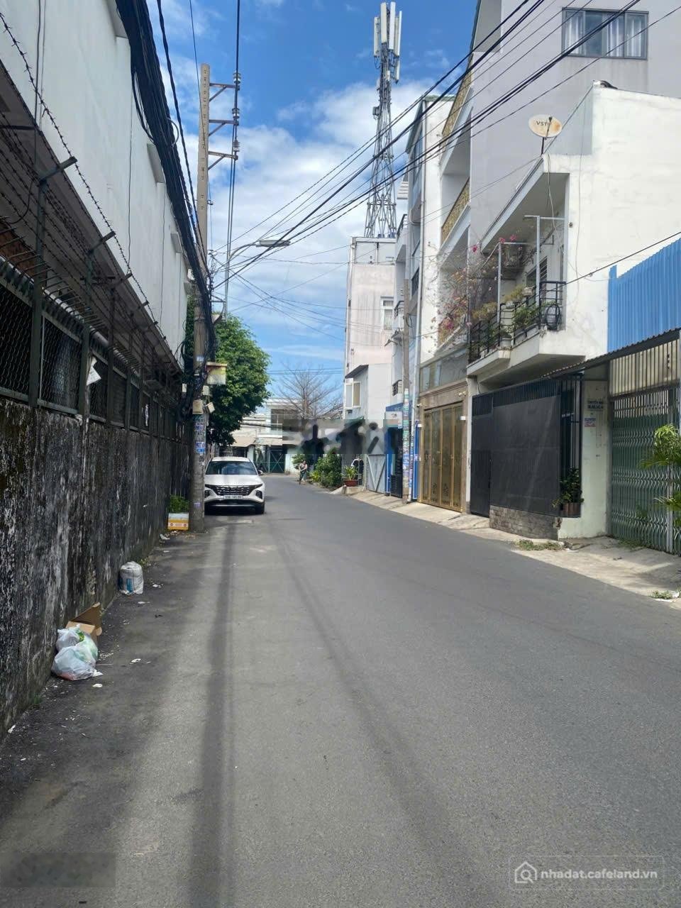 Bán nhà riêng: 4.5m x 12m | Giáp khu công viên 38ha | Giá Bán 6 tỷ Thương Lượng