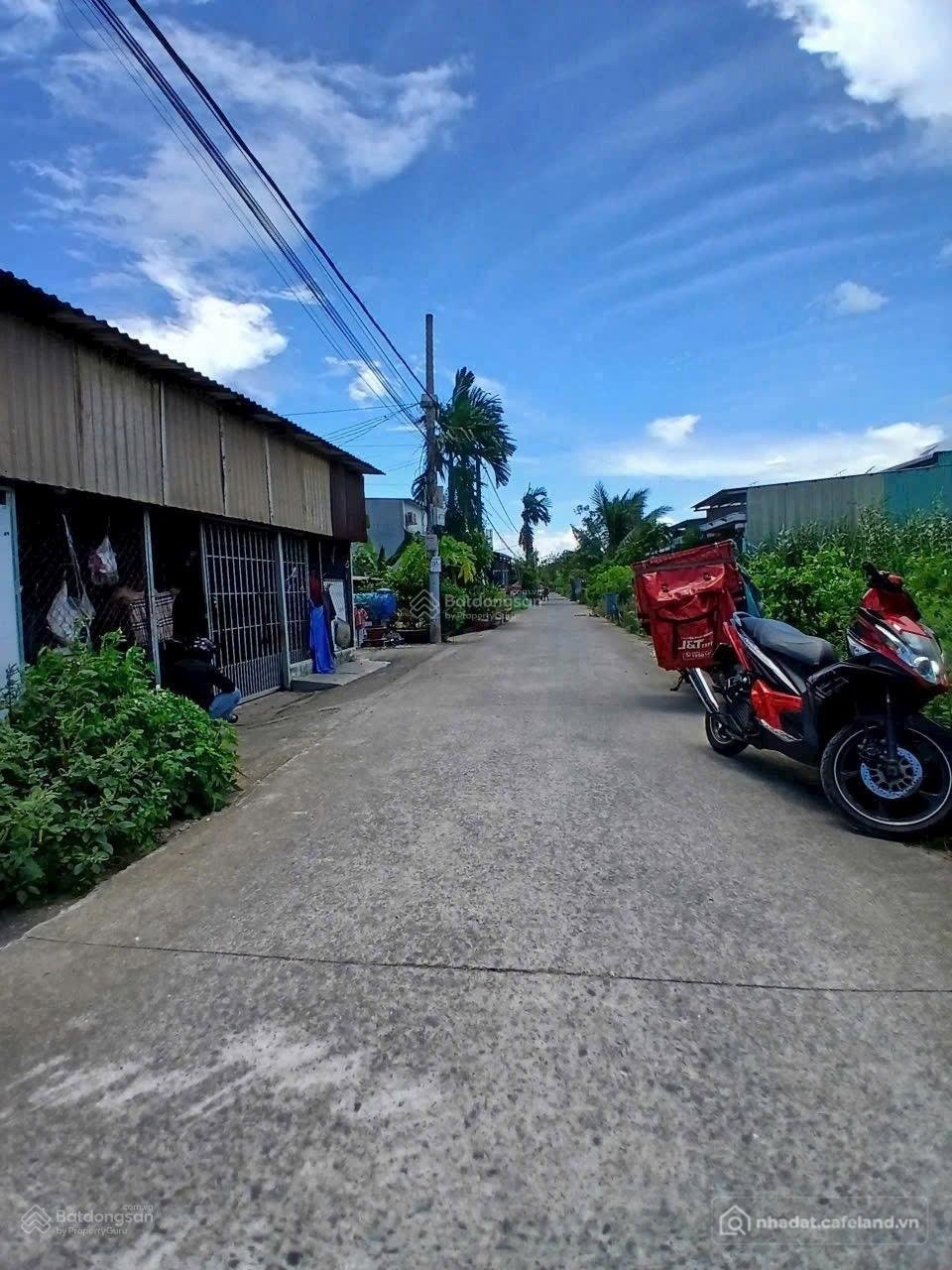 Bán đất thổ cư: Đất thổ cư sổ sẵn đường An Hạ xã phạm văn hai huyện bình chánh 5