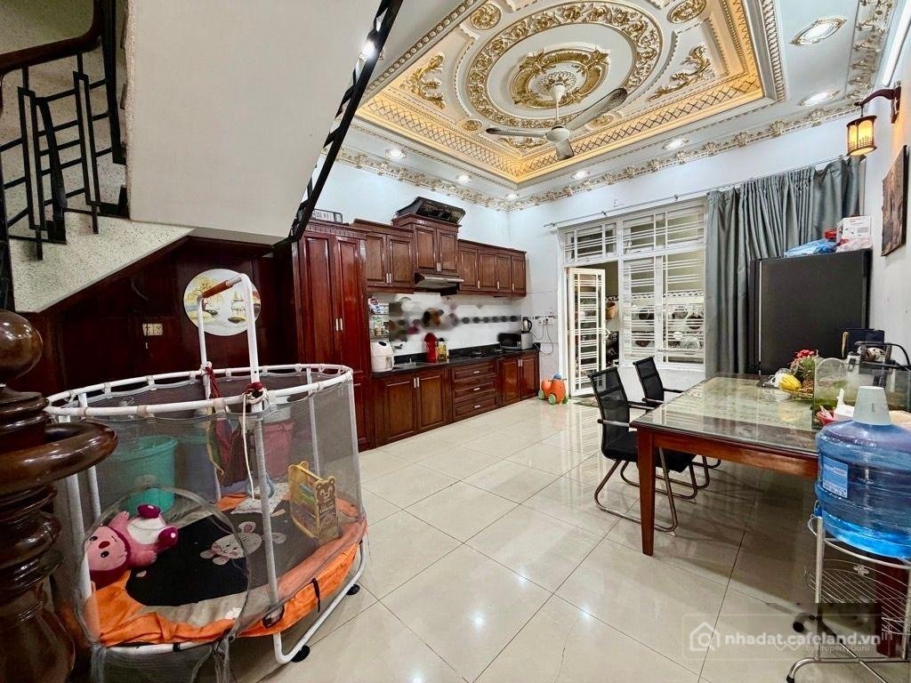 Bán nhà riêng: 15 tỷ - HXH 6m ô tô trong nhà, ngay Emart 2 - 8x20m 3 tầng 5PN fu