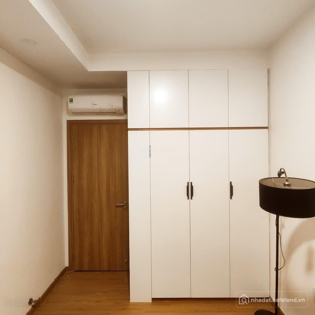 Bán căn hộ chung cư: Chuyển nhượng 1PN 53m2 Lavita Charm, tháp A, view LM81, giá