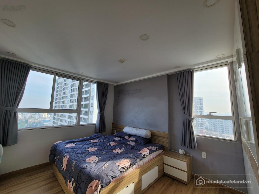 Bán căn hộ chung cư: Giá tốt bán gấp căn góc 3PN 98m2, cửa Nam view Bắc, tầng ca