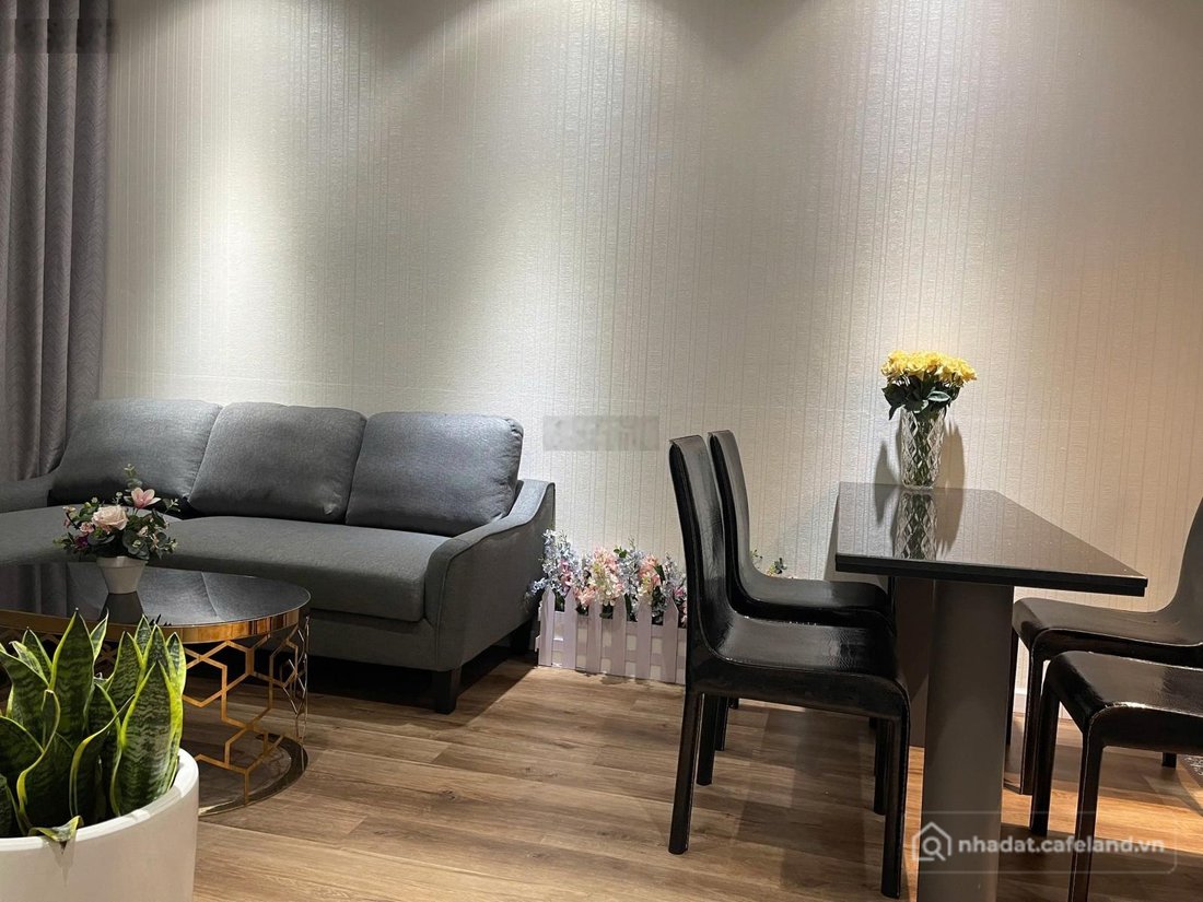 Bán căn hộ chung cư: Chính chủ 2PN, 1WC diện tích 49m2, full nội thất đẹp, view 