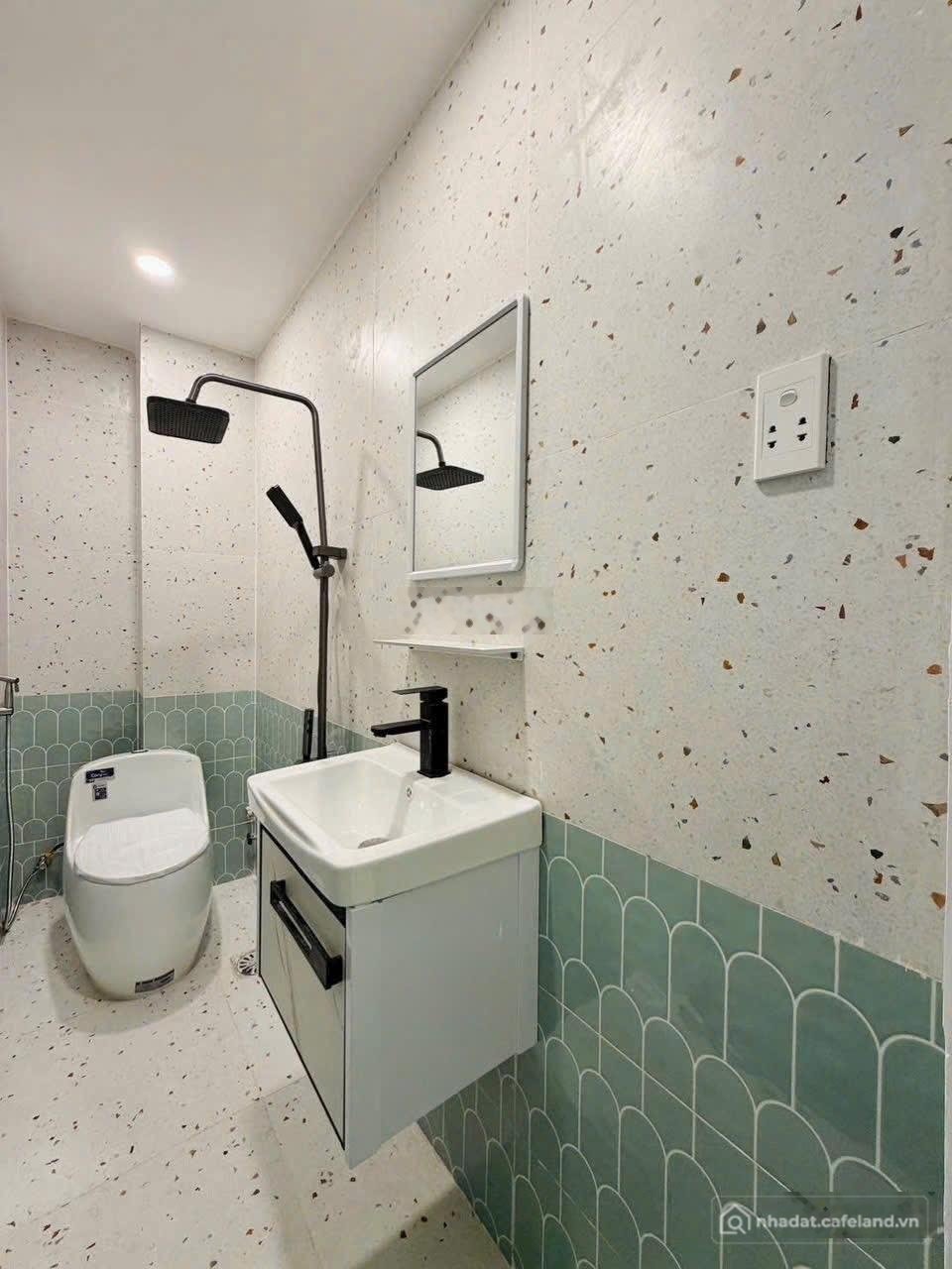 Bán nhà riêng: Chủ đi Mỹ định cư cần sang nhượn lại nhà đường Nơ Trang Long, Phư