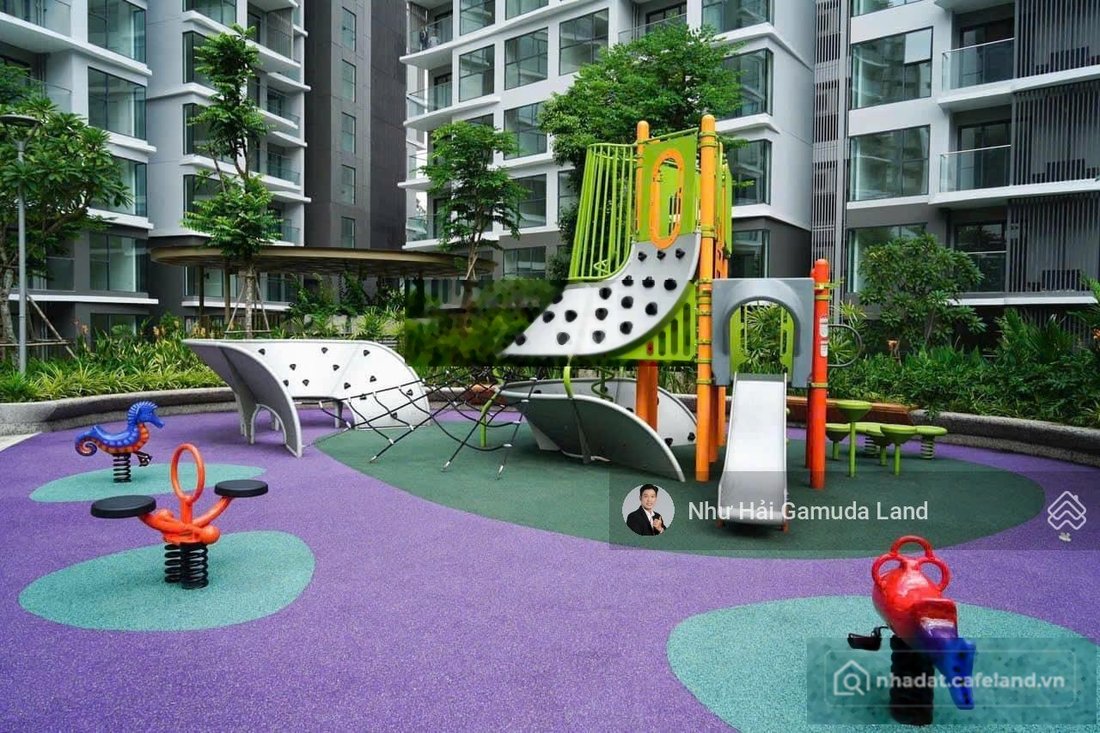 Bán căn hộ chung cư: Chính chủ bán gấp căn hộ 4PN, 4WC, 161m2 Diamond Centery Ce