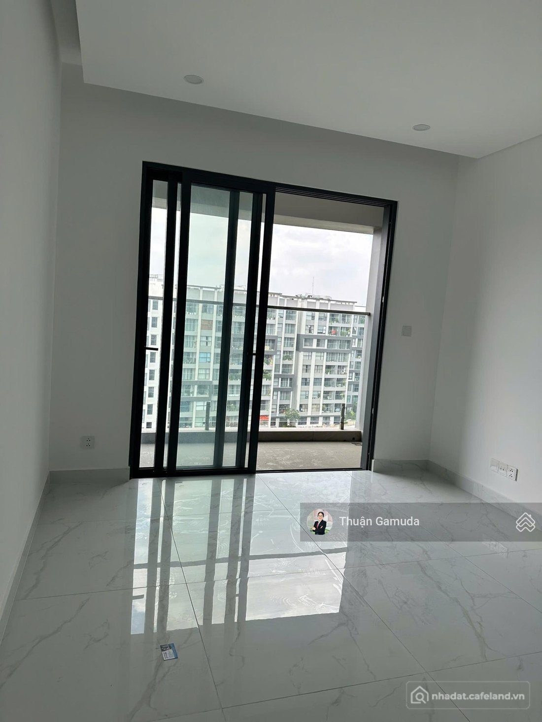 Bán căn hộ chung cư: Bán căn 2PN 2WC - H. Đông Nam- DT 88m2 - Diamond Alnata Plu