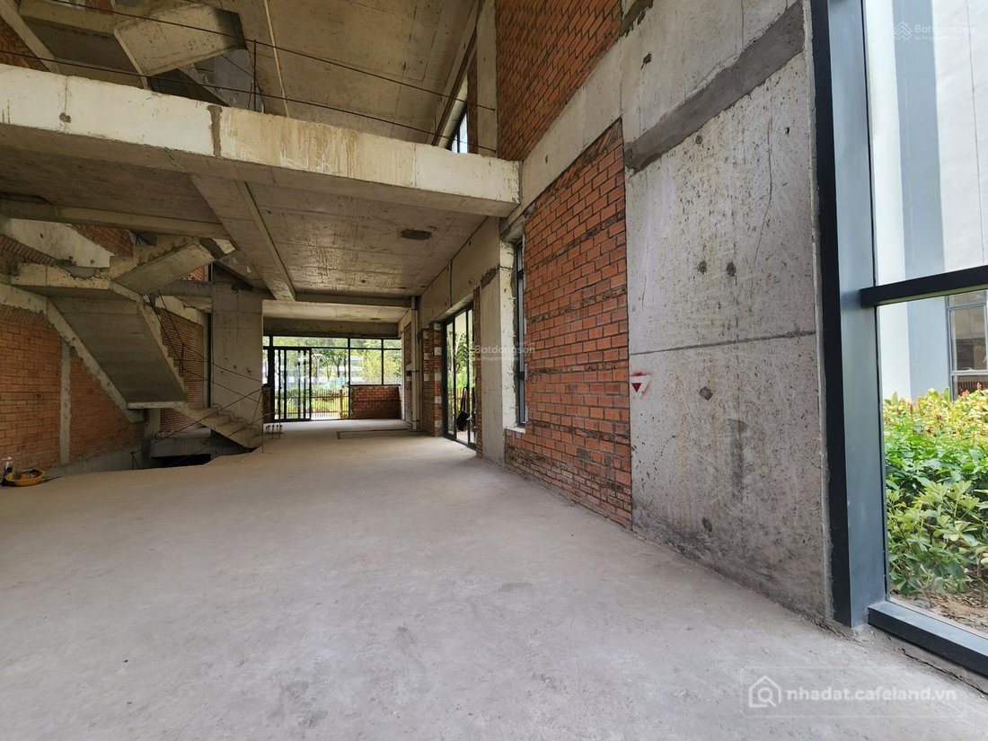 Bán nhà phố dự án: Nhà phố The Glen Celadon City khu Diamond Brilliant, c/khấu 2