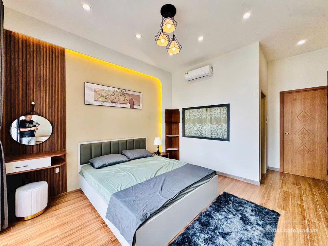 Bán nhà riêng: Cô quế bán nhà gần chợ phạm văn hai đường tân canh, tân bình - gi