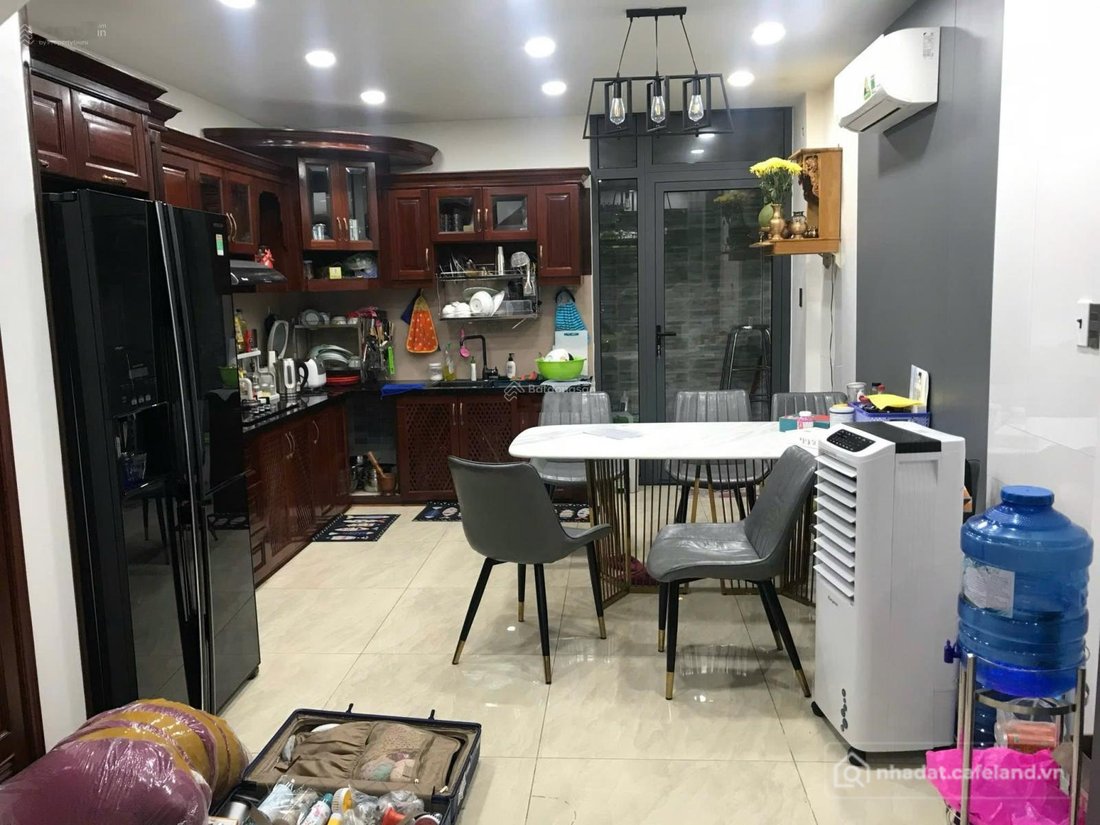 Bán nhà riêng: Bán nhà HXH 8m khu công viên Trần Văn Ơn 4x17m 2 lầu st 4pn 9.8 t