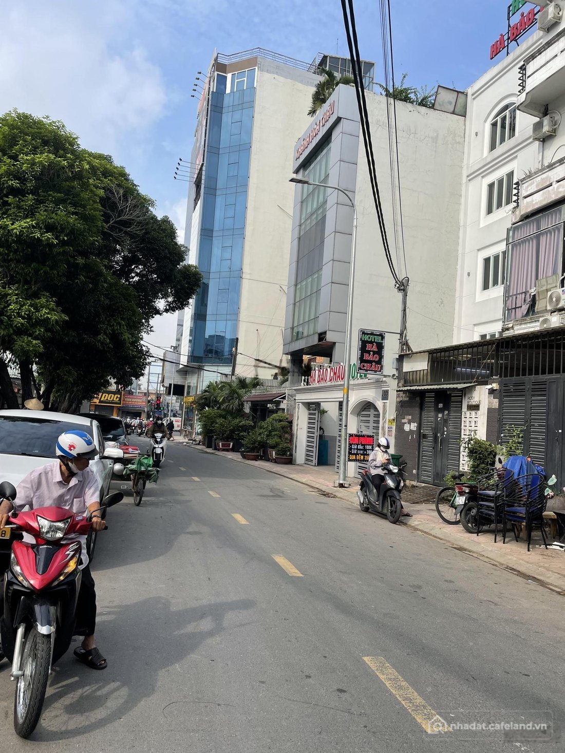 Bán nhà riêng: Bán toà căn hộ dịch vụ MT khu nhà ga T3,đường Hoàng Hoa Thám,dt 6