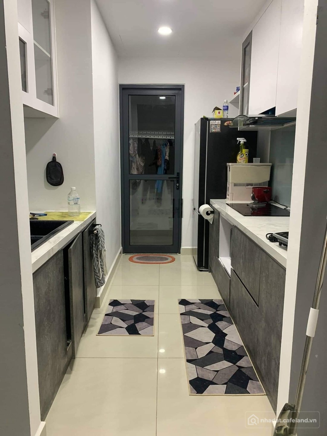 Bán căn hộ chung cư: Bán gấp: Căn hộ 1PN + 1WC khu Emerald, căn góc, view nội kh