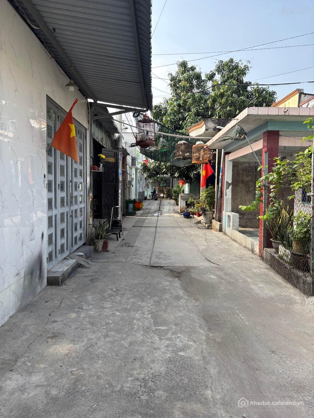 Bán nhà riêng: Liên Khu 4 - 5, 165m2 (11x15m) HXH nhà cũ tiện xây mới - Bình Tân