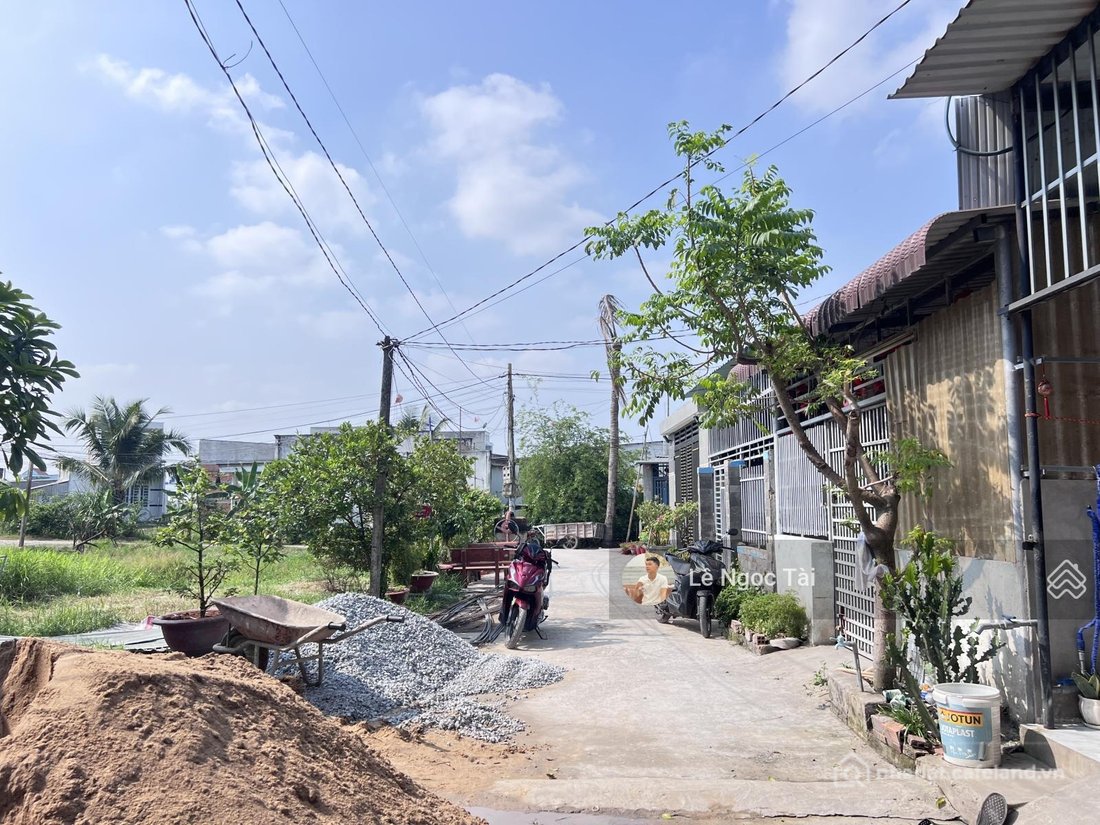 Bán đất thổ cư: Đất Sát Khu Công Nghiệp Tân Đức 5x19m giá 850tr