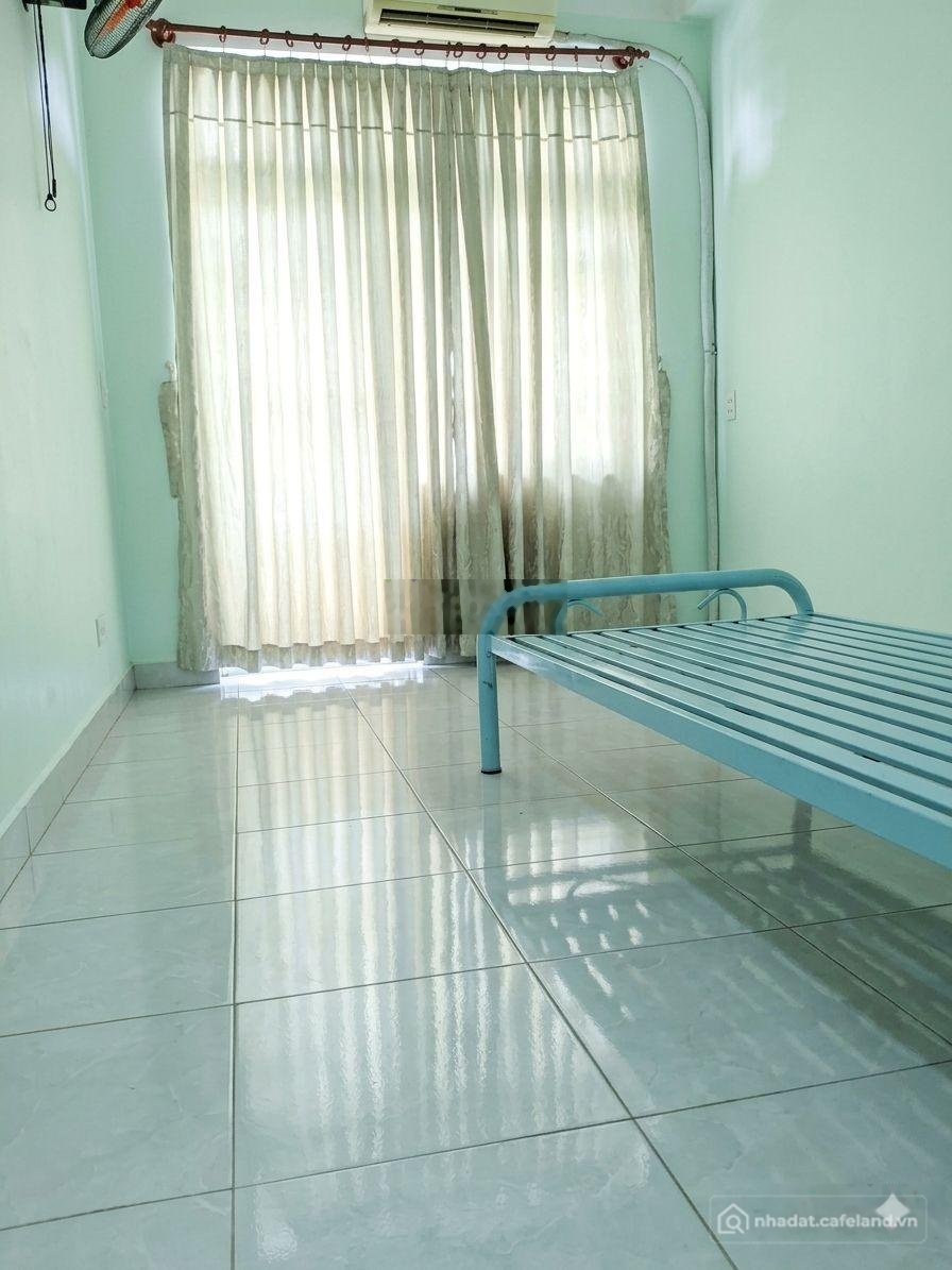 Bán nhà riêng: Nhà đẹp, vị trí vàng, công năng khủng. Lạc Long Quân -p11 -Tân Bì