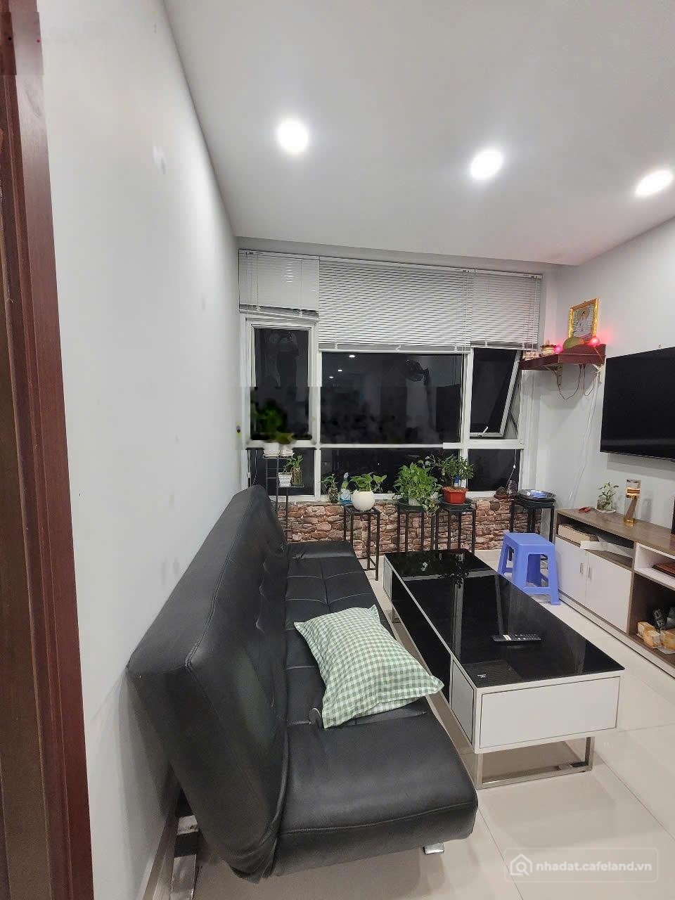 Bán căn hộ chung cư: Chung cư 8X Rainbow cần bán gấp. DT 64M2 - 2PN - 2WC, bán g